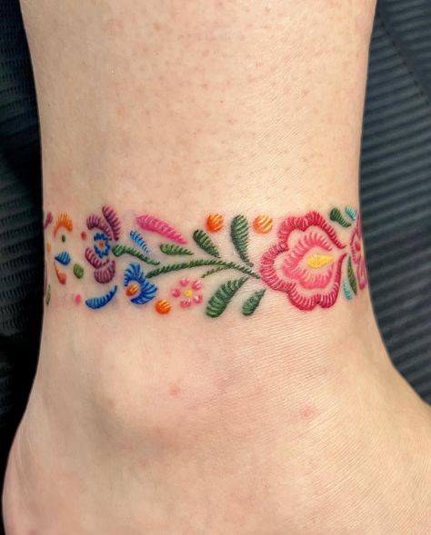 Cute Mexico Tattoo, Mexican Flower Embroidery Tattoo, Simple Mexican Tattoo Ideas, Mexican Tattoo Aesthetic, Orange Tattoo Color, Mexican Design Tattoo, Mexico Flower Tattoo, Cute Mexican Tattoos, Embroidered Tattoo Ideas