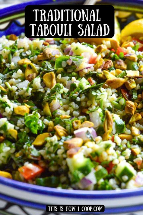 Tabouli Salad Traditional, Tabule Salad, Herby Salad, Tabouli Salad Recipe, Tabouli Salad, Middle Eastern Salads, Tabbouleh Recipe, Tabbouleh Salad, Meat Pasta