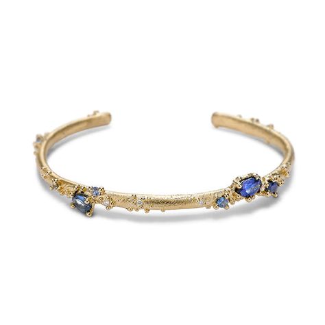 Harry Winston, Brass Bracelet, Gold Cuffs, Jewelry Studio, Sapphire Bracelet, Bangle Set, Cuff Bangles, Silver Cuff, Jewelry Lover