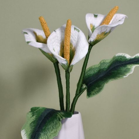 These Calla Lilies have left the painting to move into a vase. 🖼️ 👉⚱️ #callalily #calla #callalilies #plants #nature #botanicalart #green #flowers #art #embroidery #embroideredflowers #handmade #handembroidery #embroideyart #stumpwork #3dembroidery #dmcembroidery #dmcthreads Plants Nature, Art Embroidery, Calla Lilies, Flowers Art, Calla Lily, Green Flowers, Botanical Art, Embroidered Flowers, Hand Embroidery