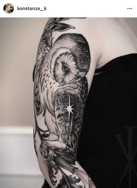 Rib Hip Tattoos Women, Dark Owl Tattoo, Tattoo Ideas Owl, Owl Back Tattoo, Illustrated Tattoo, Owl Tattoo For Women, Owl Tattoo Back, Folklore Tattoo, Barn Owl Tattoo