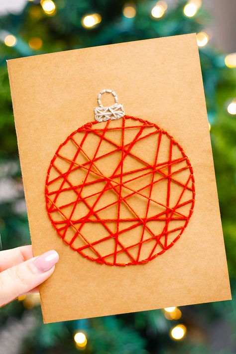 Christmas Card Art Ideas Simple, String Art Christmas Ornaments, Embroidered Cards Patterns, Christmas Card Embroidery, Ziemassvētku Apsveikumi, String Art Patterns Templates Printable Free, Embroidery Cards Pattern Free Printable, Christmas Paper Crafts Diy, Christmas Card Craft Ideas