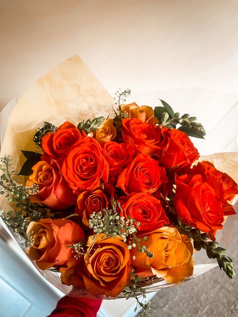 Marigold And Rose Bouquet, Orange And Red Roses Bouquet, Red And Orange Flower Bouquet, Orange Bouquet Flowers, Orange Flowers Bouquet, Orange Roses Bouquet, Grad Flowers, Orange Flower Bouquet, Red And Orange Roses