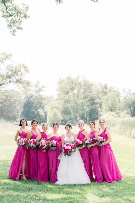 Bride with bridesmaids at hot pink theme wedding Barbie Pink Wedding Theme, Hot Pink Wedding Theme, Hot Pink Wedding Colors, Dark Pink Wedding, Pink Wedding Color Palette, Pink Bridal Party, Hot Pink Bridesmaid Dresses, Hot Pink Bridesmaids, Pink Bridesmaids Dresses