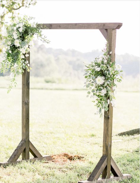 Simple Wedding Arbor Ideas, Simple Arbor Wedding, Ceremony Arch Simple, Simple Wedding Arbor, Rustic Arbour, Wedding Arch Simple, Wedding Arch Wood, Arbor Flowers Wedding, Backyard Wedding Arch