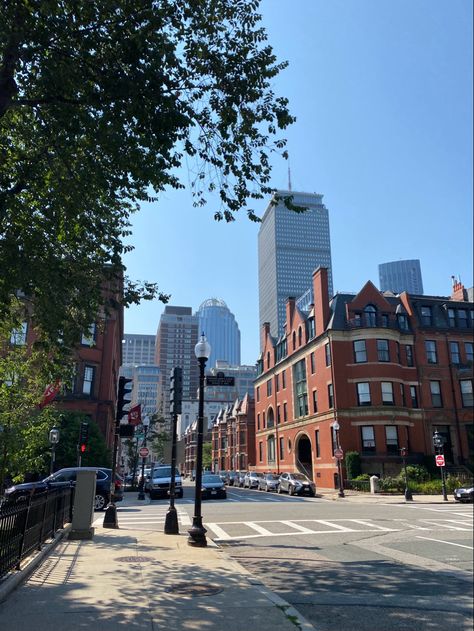 Boston Living, Boston Aesthetic, Moving To Boston, Living In Boston, East Coast Travel, Boston University, Outside World, Fall Travel, Dream City