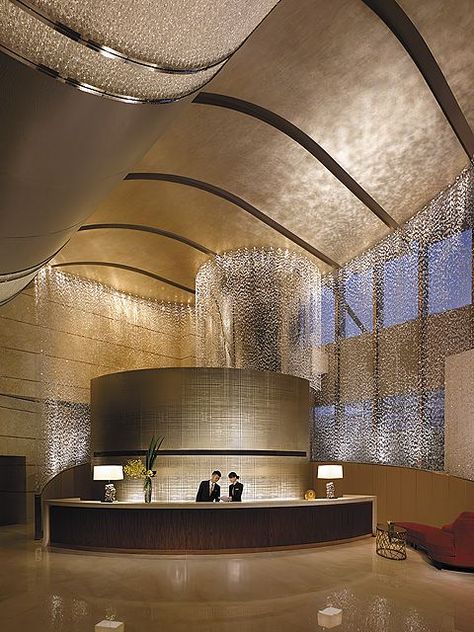 Light Museum, Hotel Lobby Reception, Modern Hotel Lobby, Berkeley Square, Curved Wall, Shopping District, Lobby Reception, Hotel Reception, Lobby Interior