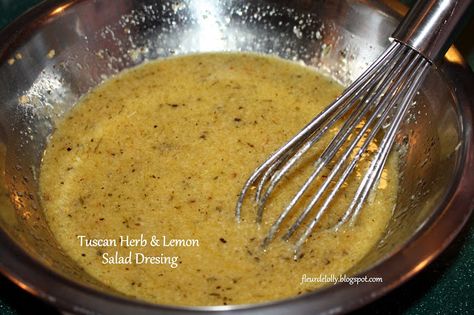 Tuscan Dressing Recipe, Lemon Salad Dressing, Lemon Salad Dressings, Italian Dressing Recipes, Lemon Salad, Salad Dressing Recipes Homemade, Herb Salad, Marinade Sauce, Lemon Herb