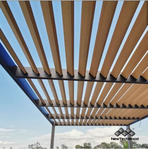 A closer look on the results of this screen from our wooden composite beams #pergola #screeningbeams #screeningwalls #screenwalls #architecture #luxurylifestyle #luxury #luxuryhomes #design #landscapearchitecture #inspirationdesign #ideesterrasse #ideespatio #amenagementexterieur #outdoorideas #outdoorliving #backyarddesign #outdoorlivingspace #sustainableliving #greenearth #ecoresponsable #paysagiste #designerexterieur #compositebeams #beams #wood #wpc #wpcbeams #homeinspiration Pergola Louvered Roof, Pergola Wood Design, Japanese Terrace, Wood Pergola Design, Luxury Pergola, Landscape Courtyard, Solar Pergola, Terrace Designs, Screen Partition