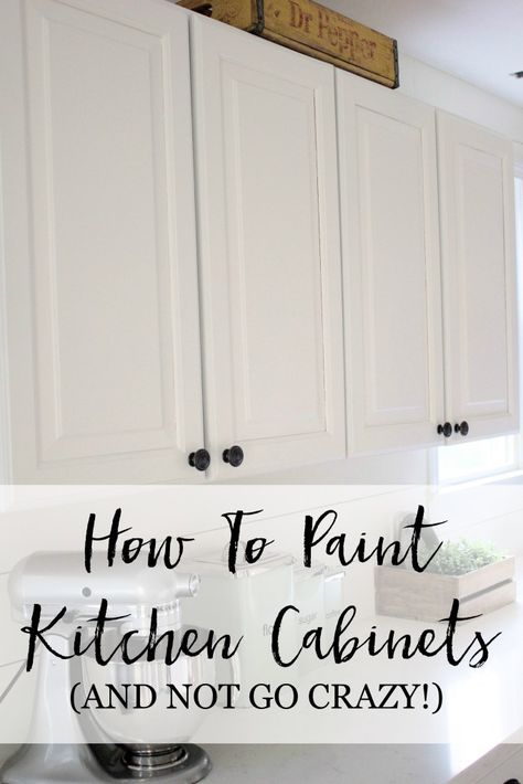 How to paint kitchen cabinets: an easy guide that will take 3-4 days tops! How To Paint Kitchen Cabinets, Diy Kitchen Cabinets Painting, Paint Kitchen Cabinets, Closet Diy, Kitchen Diy Makeover, Diy Kitchen Renovation, Paint Kitchen, Kitchen Cabinets Makeover, Classic Kitchen