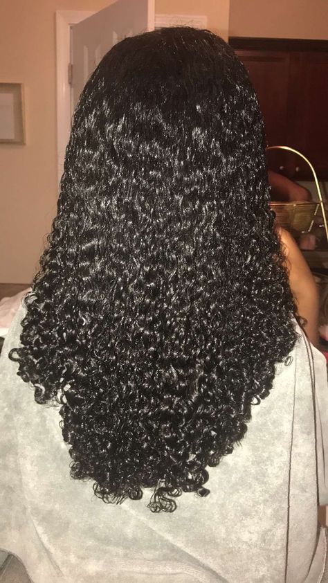 Long Afro Curly Hair, Long Hair Natural Curls, Curly Natural Hair Black Women, Long 3c Curls, Back To School Hairstyles Curly, Long 3c Hair, Hairstyles Mini Twist, Long Coily Hair, School Hairstyles Curly