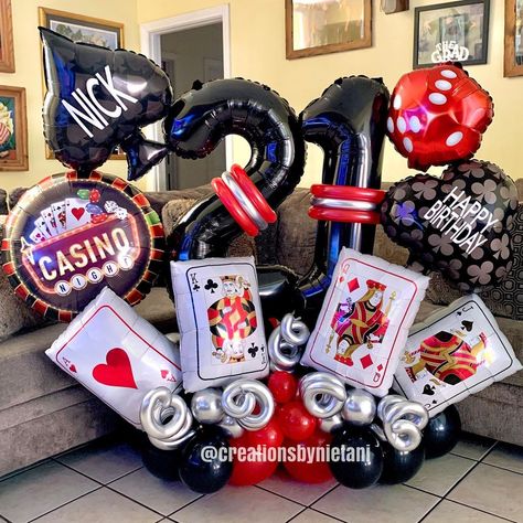 21st Birthday Ideas Casino, Casino Theme Party Balloons, Casino Balloon Decor, Casino 21st Birthday Party, 21st Birthday Casino Theme, Bday Balloons, Balloon Marquee, 21st Birthday Balloons, Casino Birthday Party