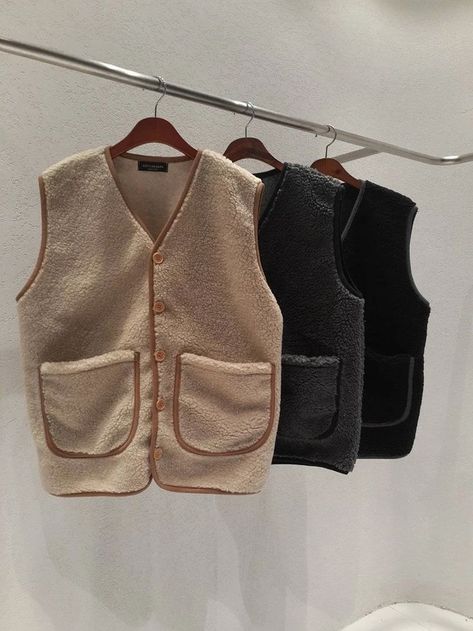 Fleece Vest Outfit, Sheep Fabric, Vest Outfits For Women, Cozy Vest, Pocket Vest, S Korea, Make Your Own Clothes, Outfit Design, Vest Outfits