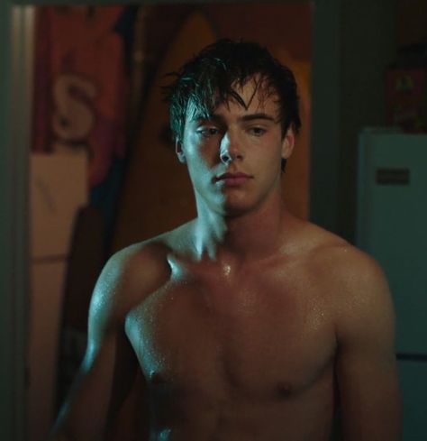 Kevin Quinn, Shirtless Actors, Ideal Male Body, 80s Actors, Jackson Avery, Riverdale Cole Sprouse, Young Celebrities, Celebrity Faces, Cute White Guys