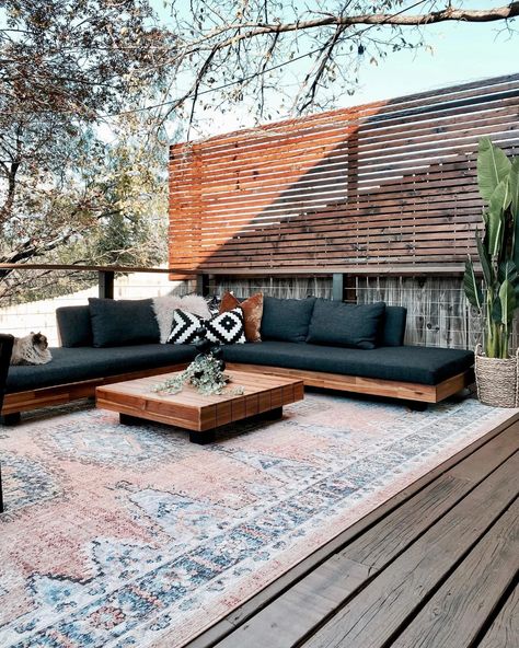 Article Patio Furniture, Ideas Terraza, Tattoo Modern, Waterproof Rug, Patio Rug, Outdoor Rugs Patio, Design Apartment, Patio Rugs, Patio Spaces