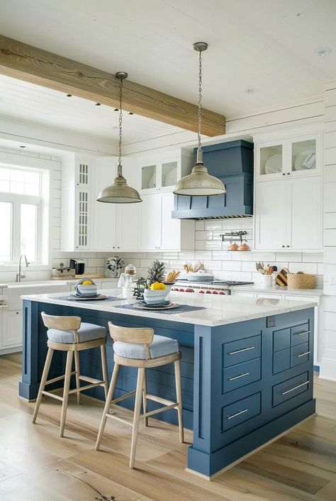 Nicole Gates Coastal Kitchens, Small Beach Houses, Coastal Kitchen Design, Coastal Kitchen Decor, Modern Coastal Decor, Coastal Room, Beach Kitchens, Industrial Style Decor, Organic Elements