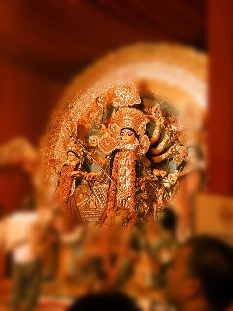 Ma Durga Durga Aesthetic, Puja Aesthetic, Chaturthi Decoration, Ma Durga, Bengali Culture, South Asian Aesthetic, Durga Ji, Durga Picture, Kali Ma