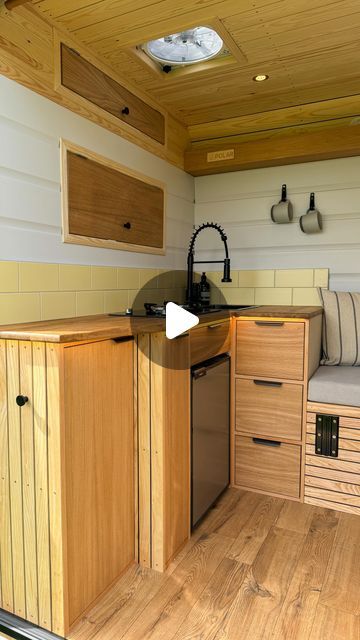 Camper Dreamin' on Instagram: "45 Second Van Tour | Polar.  #vanbuild #campervan #vanconversion #tinyhome #vanlifevirals #camperconversion #vantour #vanlife" Camper Van Workspace, Campervan Conversion Ideas, Van Hacks Camper, Diy Campervan Interior, Camper Van Kitchen Ideas, Diy Tiny Kitchen, Van Kitchen Ideas, Van Life Bed, Campervan Kitchen Ideas