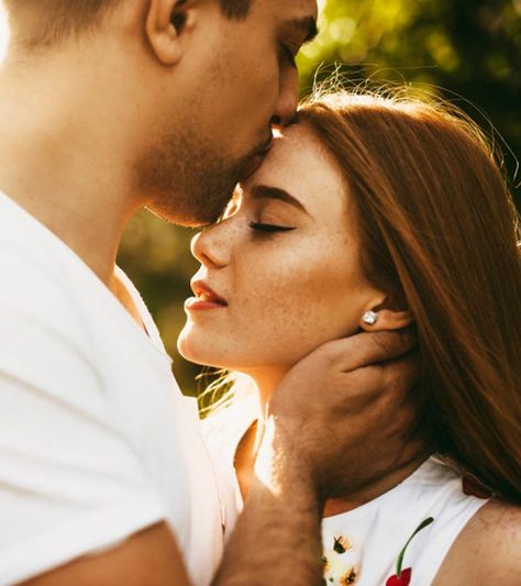 What Does A Forehead Kiss Mean Forehead Kiss Picture Couple, Couple Poses Ideas, Good Morning Kiss Images, Kiss Meaning, Forehead Kiss, Types Of Kisses, Good Morning Kisses, Kiss Images, Life Drawing Reference