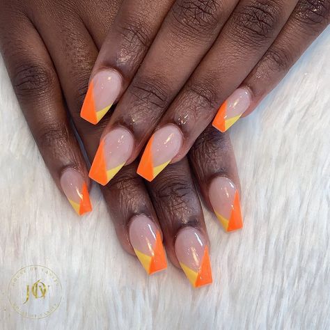 Orange Sns Nails Designs, Orange And Yellow Ombre Nails, Orange And Green Nail Designs, Orange And Yellow Nail Designs, Yellow Orange Nails, Yellow And Orange Nails, Yellow Nail Art Designs, Yellow Nail Art, Yellow Nails Design