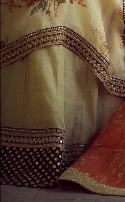 Heavy Sleeves Embroidery, Sabyasachi Borders Embroidery, Marodi Work Sabyasachi, Sabyasachi Borders, Marori Work, Long Kurti Patterns, Dori Embroidery, Saree Painting Designs, Simple Saree Designs