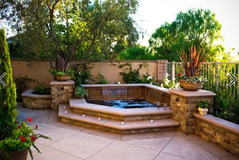 Backyard 'spool' hot tub/pool for downward slope in backyard corner. Backyard Spa, Kleiner Pool Design, Hot Tub Landscaping, Hot Tub Patio, Hot Tub Designs, Outdoor Hot Tub, Hot Tub Backyard, Jacuzzi Outdoor, Outdoor Spa