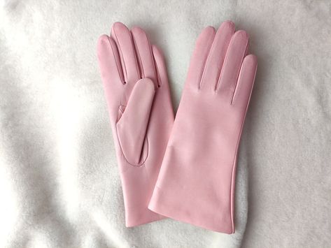 Leather gloves aesthetic