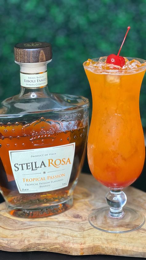 SplashBarXpress on Instagram: “Stella Rosa Tropical Passion Cooler 🥶 Ingredients 1 1/2 oz Stella Rosa Tropical Passion Brandy 1/2 oz lime juice Calypso Tropical…” Stella Rose Drink Recipes, Stella Rosa And Hennessy, Stella Rosa Cocktails, Stella Rose Black Mixed Drinks, Stella Rosa Brandy Recipes, Stella Rosa Wine Recipes Cocktails, Stella Rosa Wine Recipes, Stella Wine, Acholic Drinks