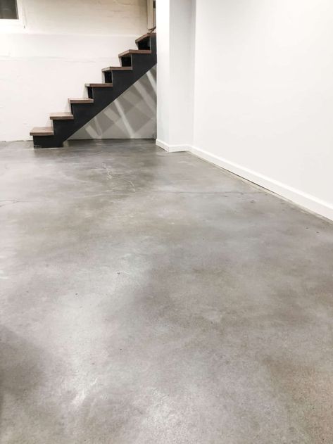 Stain Concrete Floors on a Budget - Direct Colors DIY Home Diy Stained Concrete Floors, Finished Concrete Floors, Concrete Floors Diy, Concrete Floors In House, Interior Concrete Floors, Diy Concrete Stain, Concrete Basement Floors, Concrete Dye, Acid Stained Concrete