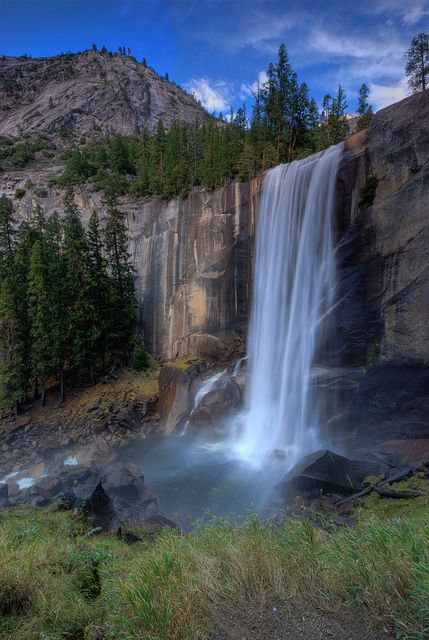 Vernal Falls, Beautiful Scenes, Winter Wallpaper, Panoramic View, Beautiful Sights, Beautiful Waterfalls, Yosemite National, Yosemite National Park, Vacation Ideas