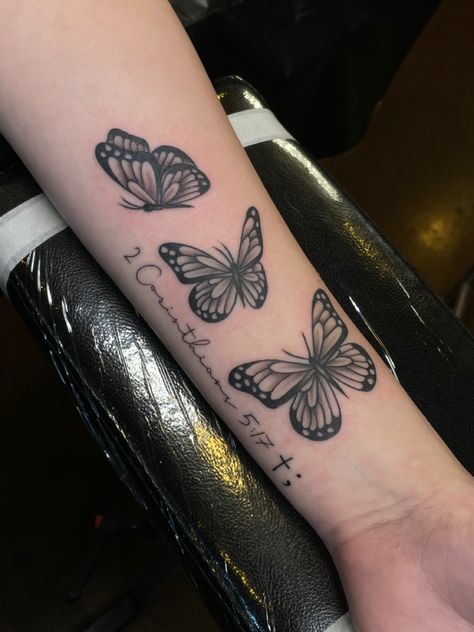 3 butterflies, 2 Corinthians 5:17, semi colon, cross (tattoo) <3 Tattoo With Bible Verse, Butterfly Thigh Tattoo, Cute Henna Tattoos, Unique Butterfly Tattoos, Butterfly Tattoo Meaning, Birthday Tattoo, Small Butterfly Tattoo, Unique Butterfly, Small Pretty Tattoos