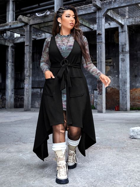 Huntress Style, Plus Size Punk Fashion, Dystopian Outfits, Fashion Thoughts, Strega Fashion, Sukienki Plus Size, Fashion Baby, Asymmetrical Hem, Jumper Dress