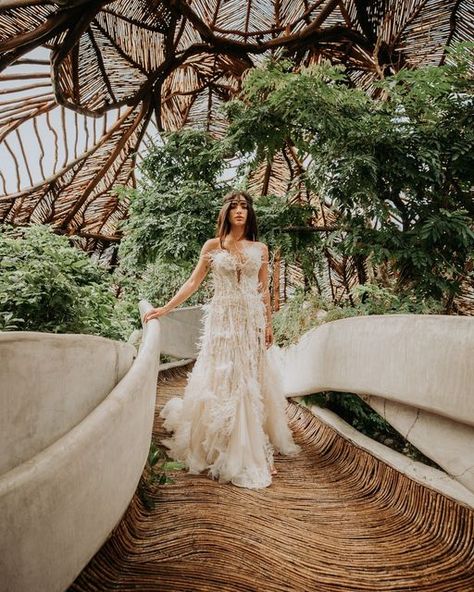 Anikena by AZULIK on Instagram: "The story behind this custom-made wedding dress for @luisapiou: a pure silk corset hand-embroidered with irregular river pearls, feathers, and crystals in combination with a star and flower-covered tulle. The perfect dress for a magical night 💫 Venue: @sferik.art #anikena #AZULIK #fashion #design #handmade #upcycling #recycled #slowfashion #Tulum #JungleCouture" Azulik Tulum, Silk Corset, River Pearls, Tulum Wedding, Magical Night, Mexico Wedding, Boho Beach, Tulum, Slow Fashion