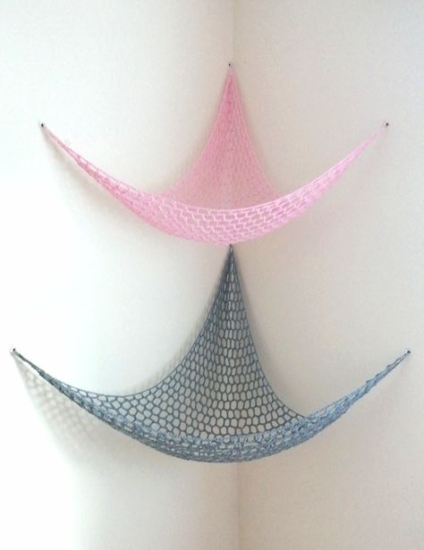 Sewing Inspo Free Pattern, Easy Crochet Room Decor, Crochet Room Decor Ideas Bedrooms, Crochet Toy Hammock Pattern Free, Crochet Hammock Pattern Free, Crocheted Hammock, Crochet Canopy, Yarn Hammock, Crochet Bedroom Decor