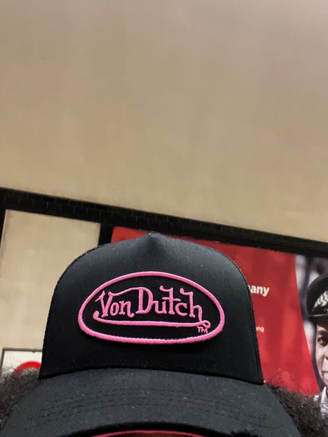 Von Dutch Cap, Casquette Von Dutch, Von Dutch Hat, Cute Beanies, Von Dutch, Pink Aesthetic, Animal Pictures, Black Pink, Van