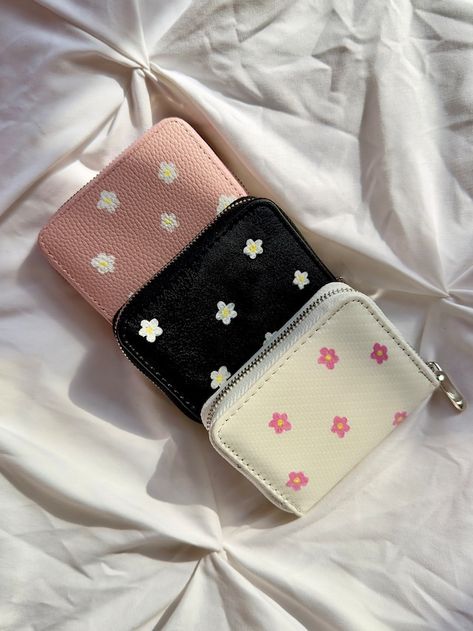 PetalAndVelvet - Etsy Cute Wallet Aesthetic, Small Wallet Pattern, Aesthetic Wallet, Aesthetic Purse, Flower Wallet, Wallets For Girls, Cute Wallet, Scrapbook Gift, Diy Wallet