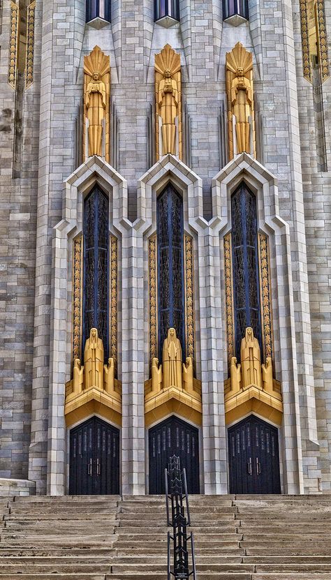 Residence Architecture, Art Deco Doors, Downtown Tulsa, Art Deco Inspiration, Motif Art Deco, Deco Architecture, Art Deco Buildings, Tulsa Oklahoma, Art Deco Architecture