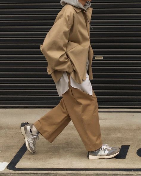 Oversize Outfit, Japan Fashion Street, Japan Streetwear, New Balance Outfit, Genderless Fashion, Oversized Outfit, Studio Nicholson, Urban Lifestyle, Japanese Streetwear