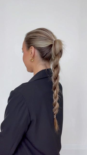 High Ponytail Sporty, Double Twist Ponytail, High Ponytail Plait, Hair Twist Ponytail, Low Plait Hairstyle, High Pony Plait, Slick Back Twist Ponytail, Twist Braid Ponytail, Rope Braid Ponytail