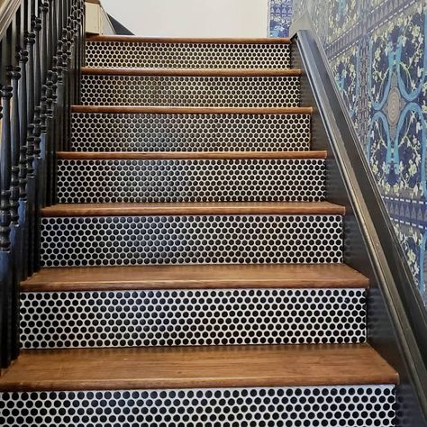 Penny tiles have a retro vibe, but they can be used in ways that minimize the look, such as on a shower floor or as kitchen backsplash tile. Penny Tile Ideas, Blue Penny Tile, Stairs Tiles Design, Penny Tiles, Penny Tile Floors, Tile Stairs, Staircase Makeover, Penny Tile, Exterior Modern