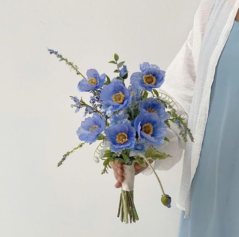 Blue Poppy Bouquet, Baby Blue Bouquet, Micro Bouquet, Single Flower Bouquet, Plant Diy, Flower Farming, Tiny Wedding, Boquette Flowers, Wedding Vision