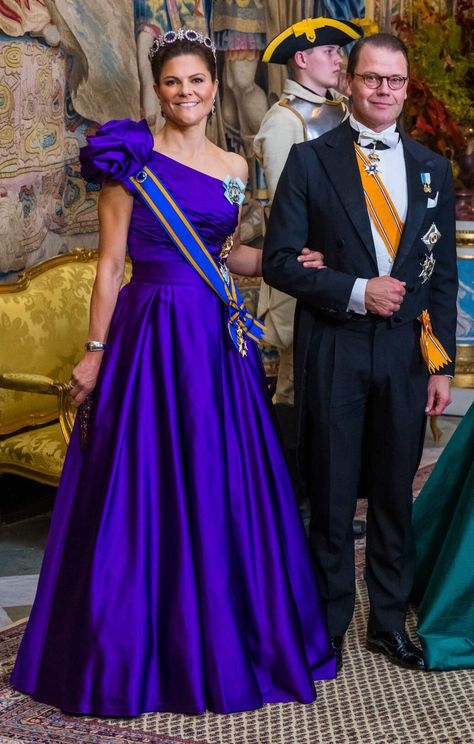 Princess Couple, Royal Banquet, Kroonprinses Victoria, State Banquet, Queen Of Sweden, Princess Sofia Of Sweden, Royal Portraits, Swedish Royalty, Princess Victoria Of Sweden