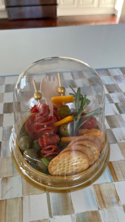 Charcuterie Dome, Charcuterie Board Aesthetic, Charcuterie Grazing Table, Individual Charcuterie, Aesthetic Party, Favor Cups, Board Aesthetic, Wooden Fork, Party Food Buffet