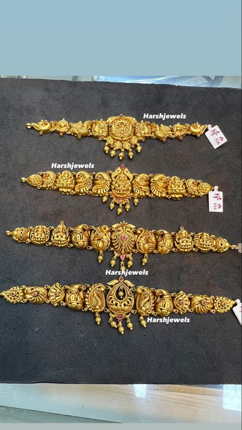 Nakshi Choker Designs Gold, Baju Bandh Designs Gold, Mini Choker Gold Indian, Short Gold Necklace, Plain Necklace, Baby Jewelry Gold, Antique Necklace Gold, Choker Design, Choker Jewellery