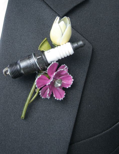 Mechanics Wedding, Car Themed Wedding, Harley Davidson Wedding, Dark Wedding Theme, Biker Wedding, Dusty Pink Weddings, Sunflower Themed Wedding, Car Themed Parties, Wedding Party Flowers