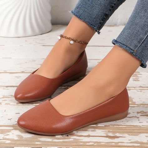 2024 New Solid Flats Shoes Women New Slip on Casual Flat Loafers Shoes for Women Comfortable Flats Comfortable Ballet Flats, Casual Shoes Women Flats, Luxury Shoes Women, Custom Nike Shoes, Low Heel Pumps, Loafer Shoes Women, Womens Summer Shoes, Low Heel Shoes, Ballet Flat Shoes