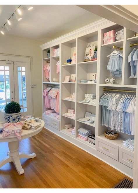 Boutique House Design, Kids Botique Interiors Ideas, Baby Store Interior Design, Baby Shop Design Interiors, Baby Store Design, Kids Shop Interior, Baby Boutique Ideas, Kids Shop Design, Baby Shop Design