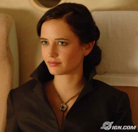 The Money Eva Green James Bond, Princesa Clash Royale, Eva Green Casino Royale, Vesper Lynd, Best Bond Girls, James Bond Casino Royale, Train Scene, 007 Casino Royale, Walburga Black