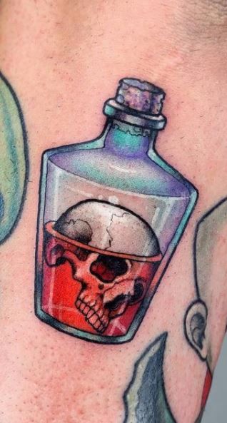 Neo Traditional Fantasy Tattoo, New Skool Tattoos, New School Flash Tattoo, Small Neotraditional Tattoo Design, Neo Traditional Tattoos Small, Old School Halloween Tattoo, New School Halloween Tattoo, Tattoo Designs Colorful, Toxic Tattoo Ideas