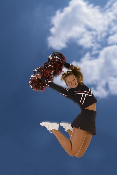 Cheerleader jumping Cheerleading Tryouts, Cheer Jumps, Cheerleading Workout, Cheerleading Jumps, Cheerleading Workouts, Varsity Cheer, Cheerleading Photos, Cheerleading Stunt, Cheer Workouts